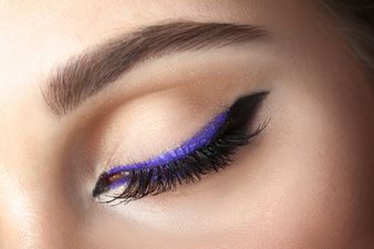 How to draw the perfect cat eye eyeliner once and for all
