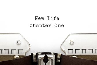 ‘We would like mood lighting. Like on Virgin America.’ Read this hilarious birthing plan before writing your own