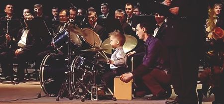 WATCH: This INCREDIBLE 3-year-old leads an entire orchestra of adult musicians