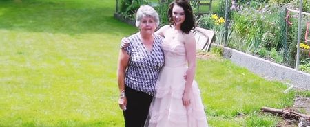 Pass the Tissue: This girl’s Prom dress moved her Granny Dottie to tears