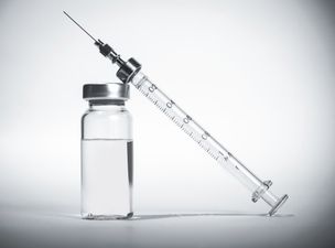 Australia to cut benefits to parents who refuse to vaccinate