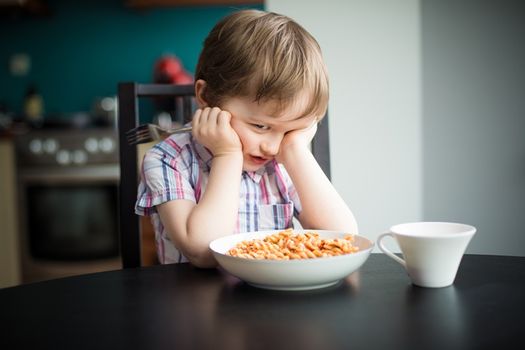 One dietician on why you shouldn't make your child finish the food on their plate