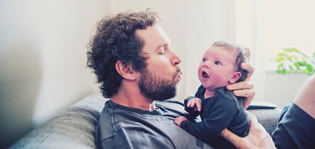10 thoughts likely to occur to first-time parents in the first six weeks