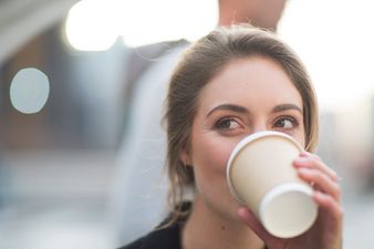 A new study encourages pregnant women to reduce their intake of caffeine