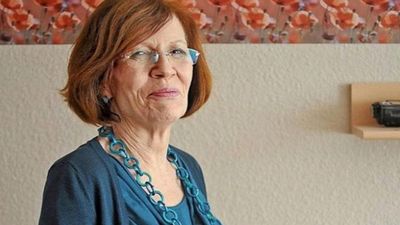 65-year-old woman with 13 children gives birth to quadruplets