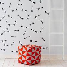 Pimp up my digs: Wall stickers for little rooms