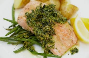 Dinner Inspo: 10-minute salmon parcels (delicious & super-healthy)