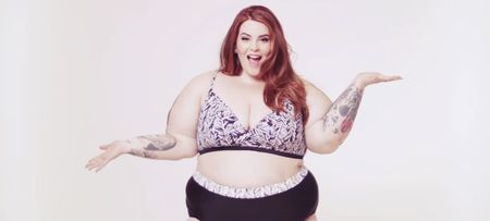 WATCH: How to get a bikini body… in just TWO easy steps