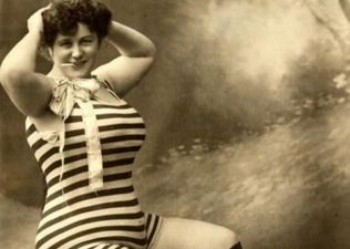 10 reasons to stop worrying and love your Mum Pouch