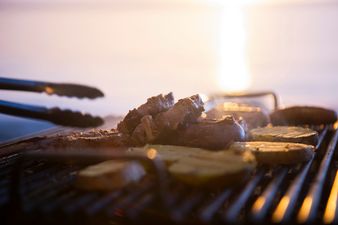 10 really easy hacks for a finger-lickin’ BBQ