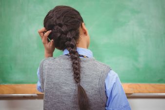 The BEST way to deal with head lice naturally