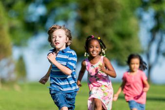 Time spent outside linked to better eye sights in children according to study