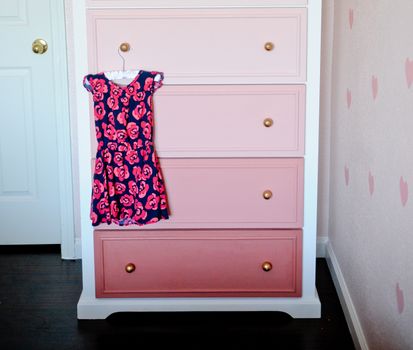 diy ombre chest-of-drawers