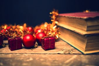 Gift Guide: 10 Of The Best Books Written By Irish Female Authors!