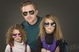 Single Dad’s photoshoot with his daughters goes viral