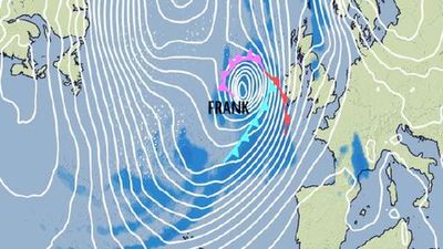 Gardaí warn against non-essential travel as Storm Frank makes landfall