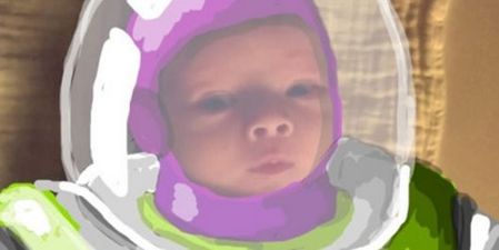 What this father does with pictures of his newborn son is incredible