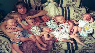 Remember the World’s first septuplets? Here’s what they look like now…