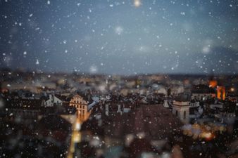 Met Éireann issues status orange snow-ice warning