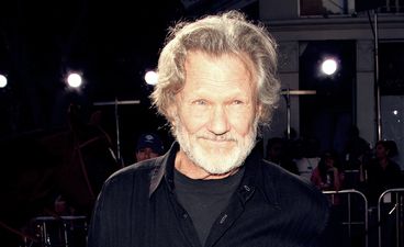 American Singer-songwriter Donates Dublin Gig Money To Childline