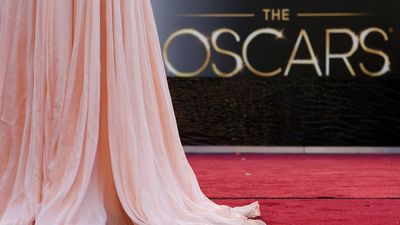 The 10 Dresses That Made Us Swoon At The Red Carpet Last Night