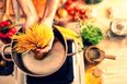 4 in 5 Mothers Are The Main Cook in The Home, Reveals Study