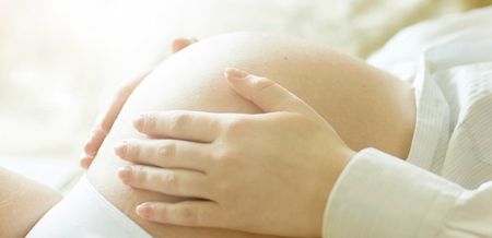 Blogger Encourages Pregnant Women to Masturbate During Labour