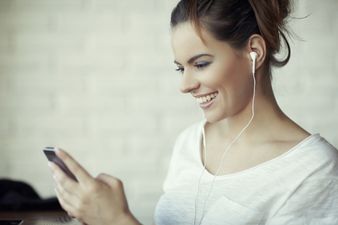 These Are The Songs Spotify Say You Should Listen To While Giving Birth