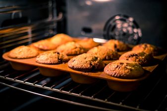Everyone Needs This Awesome Oven Cleaning Hack