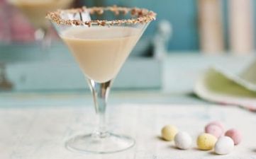 This Mini Egg Martini Is All Sorts Of Egg-Cellent (Just Don’t Drink It Today)