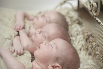 Watch: Mum Feeds Triplets And A Toddler (Prepare to Feel Exhausted!)