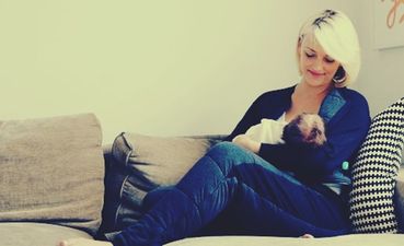 Twosie Sleep Suit Designed To Allow “Easy Breastfeeding Access” For Mums