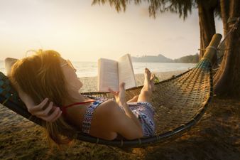 5 New Summer Reads for Holidays in the Sun (Or the Back Garden!)