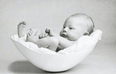 The bump bowl is our new favourite newborn photo trend