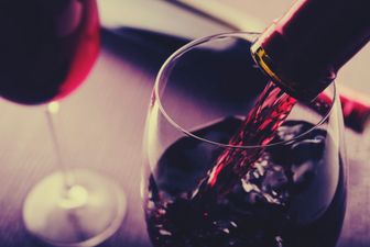 Study Reveals That THIS Small Detail Could Be Making You Drink More Wine