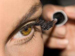 3 Major Mascara Mistakes You Are (Probably) Making