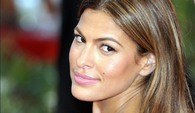 This Easy Peasy Hair Hack Is The Secret To Eva Mendes’ Glossy Locks