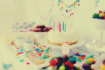 17 of The Most Adorable Baby Shower Cakes on Instagram