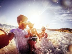 You Are Ruining Your Child With So Many Baby Selfies (Says Psychologist)