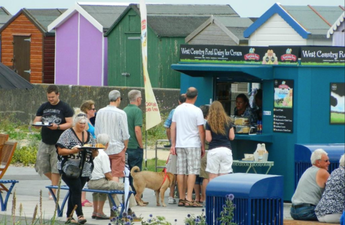 Café Owner In Hot Water After Threatening To Discipline Customer’s Kids