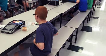 Why This School Cafeteria Photo Has Everyone In Tears Today…