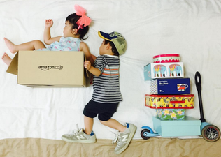 Twin Babies Go On Epic Adventures While They Nap Because Their Mum’s A Legend