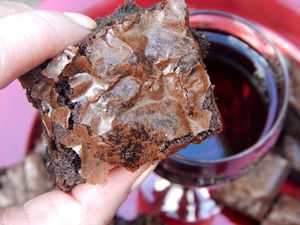 Red wine brownies have arrived and they’re AMAZING