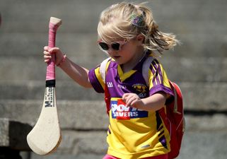 Are you a GAA Ma? 5 amazing reasons to hand your daughter a hurl