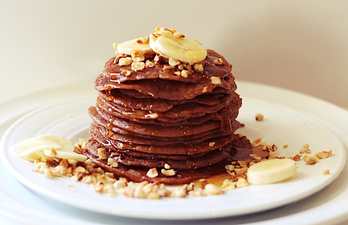 These healthy Nutella-style pancakes are EVERYTHING