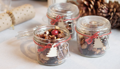 Coffee Spiced Nuts Is The Foodie Gift You Should Be Treating Everyone To This Christmas
