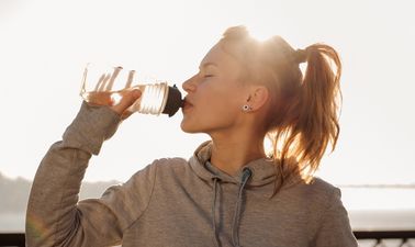 This 2-Second Test Will Tell You If You Are Dehydrated