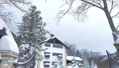 BREAKING: Up To 30 Tourists And Staff Feared Dead After Avalanche Hits Italian Ski Hotel