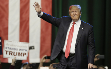 The REAL Reason Why Donald Trump’s Ties Are So Long