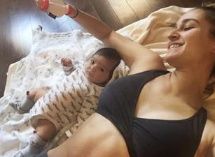 We Can ALL Relate To This Mum’s Honest Photo About The Messy Reality Of Breastfeeding